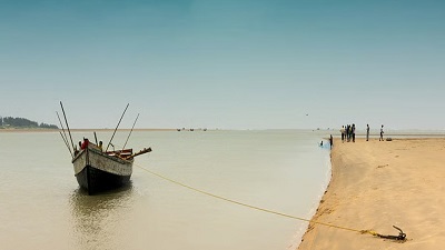 Amid unprecedented Ganga-basin drying river specific studies vital