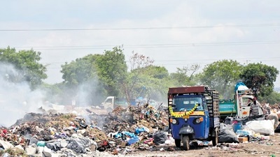 Choked Miyapur residents raise a stink over burning of waste